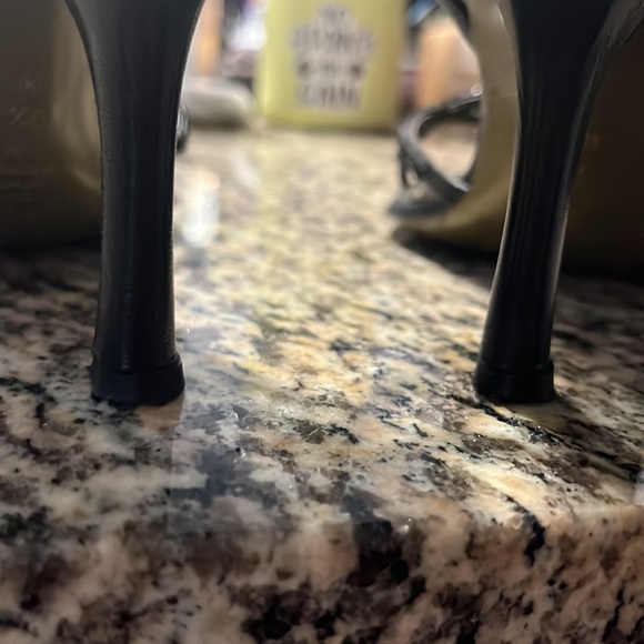 Vía Spiga Evening Sandals - Size 8.5M - Picture 7 of 7